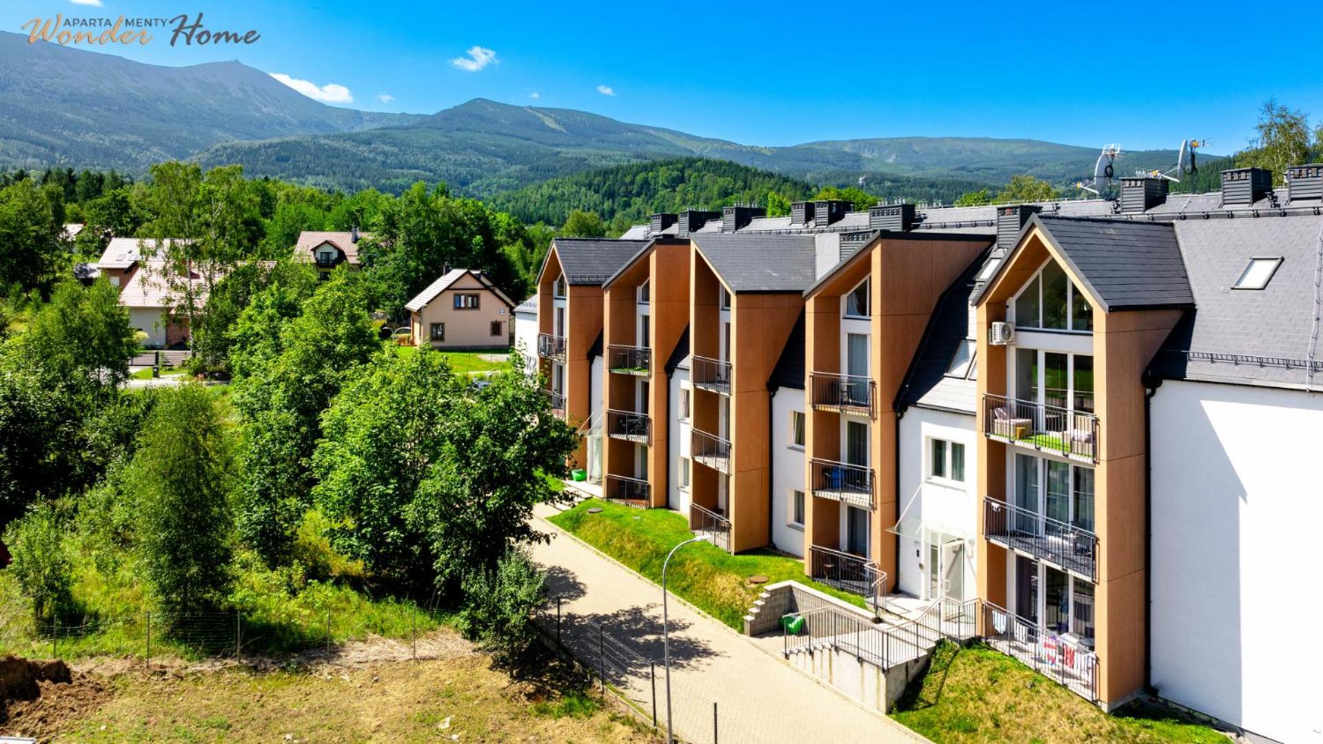 Wonder Home - Apartamenty W Malowniczej Okolicy, Z Balkonami I Widokiem Na Gory Karpacz Luaran gambar